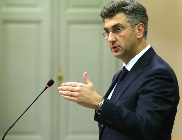 Plenković: Ustavni sud bi mogao srušiti ukidanje privilegija zastupnicima nakon mandata