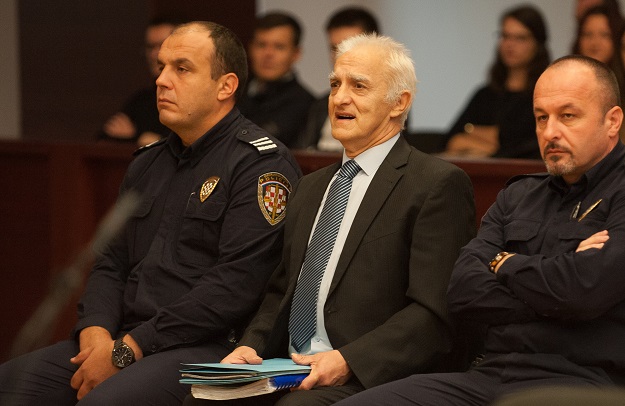 Kapetan Dragan demonstrirao maltretiranje zarobljenika: "Ako već tučete, to se radi ovako"