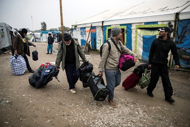 Više od 2300 migranata napustilo Džunglu Calaisa
