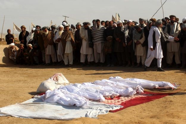 U talibanskom napadu u Afganistanu poginulo četiri, a ranjeno 14 osoba