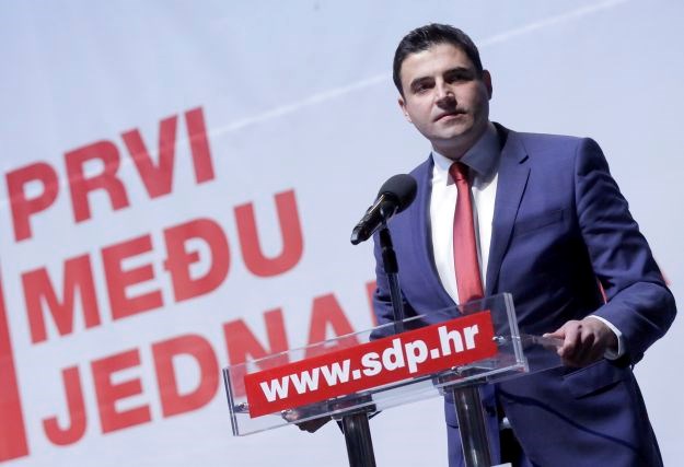 Bernardić pozdravio delegate SDP-a starim hrvatskim pozdravom - zdravo!