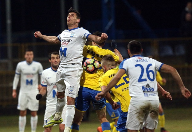 Nisu izdržali: Osijek dvaput vodio, ali s igračem manje odigrao 2:2 u Zaprešiću