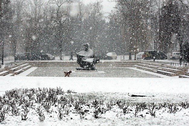 Snijeg pao u Zagrebu, na ceste odmah izašlo 150 ekipa Zimske službe
