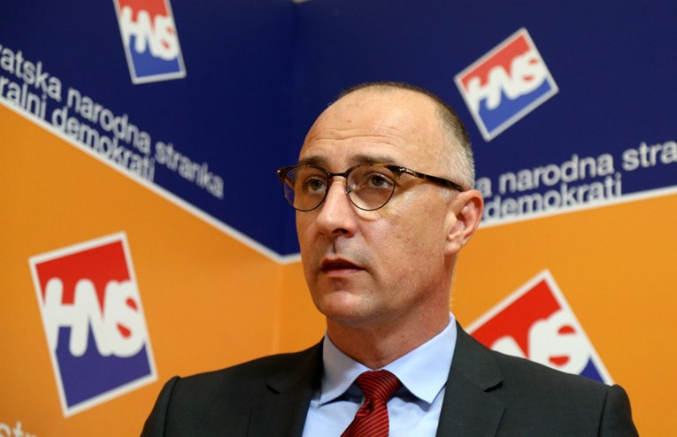 HNS: Vlada je Hrastu i Markićkoj odobrila eutanaziju reforme obrazovanja