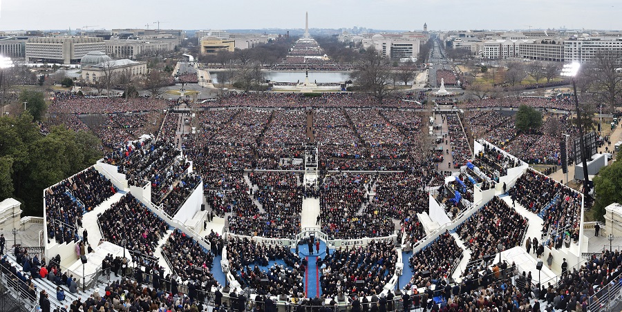 "Namjerno lažete o Trumpovoj inauguraciji, njegova je bila posjećenija od Obamine"