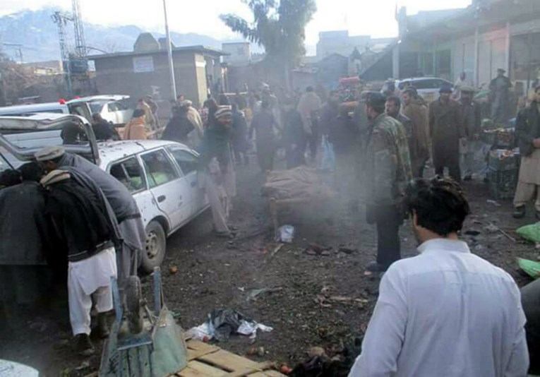 U napadu na tržnicu u Pakistanu najmanje 20 mrtvih