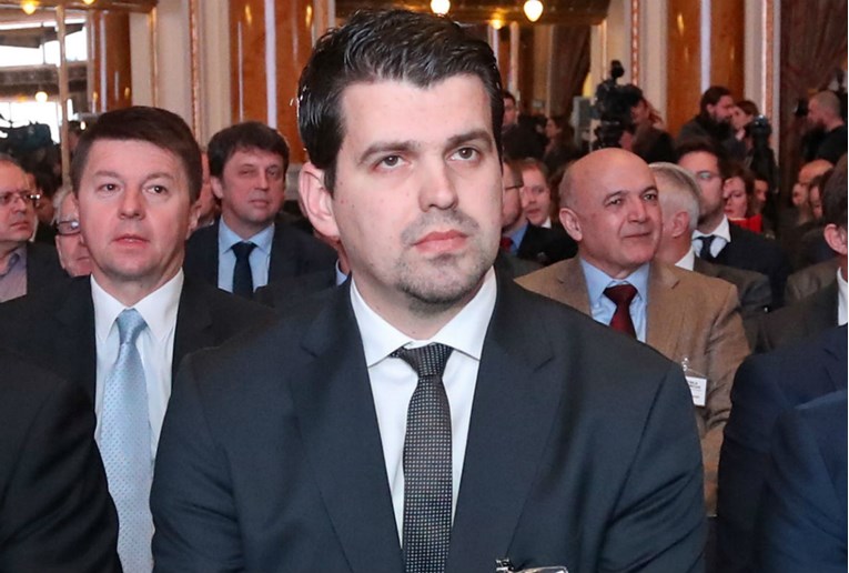 Predstavnici ministarstva obišli pogone Dine Petrokemije: "Najbitnija je sigurnost"