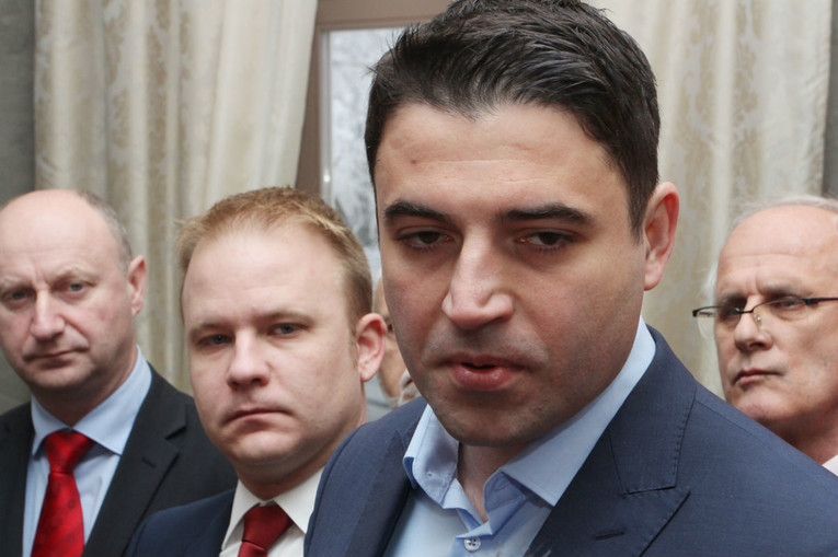 Bernardić moli medije: Pustite Milanovića na miru