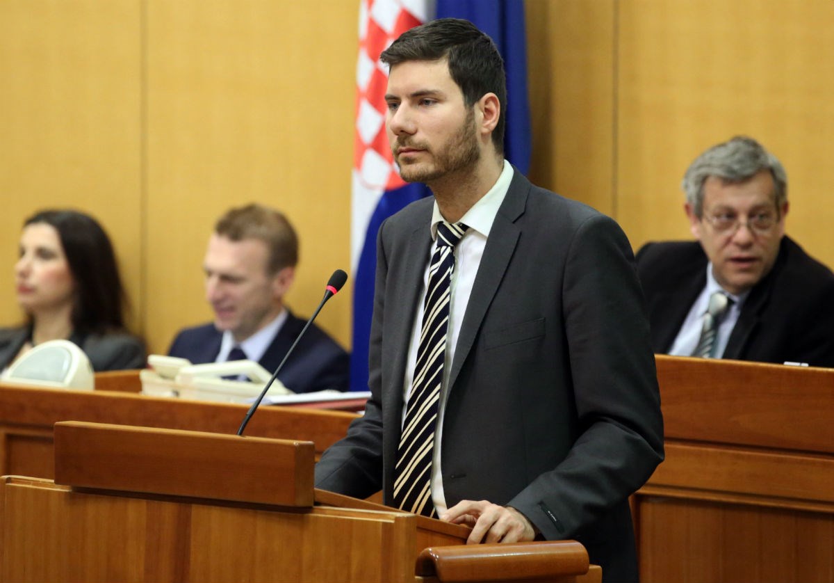 UDAR NA PERNARA? HDZ i MOST žele ograničiti replike i stanke u Saboru