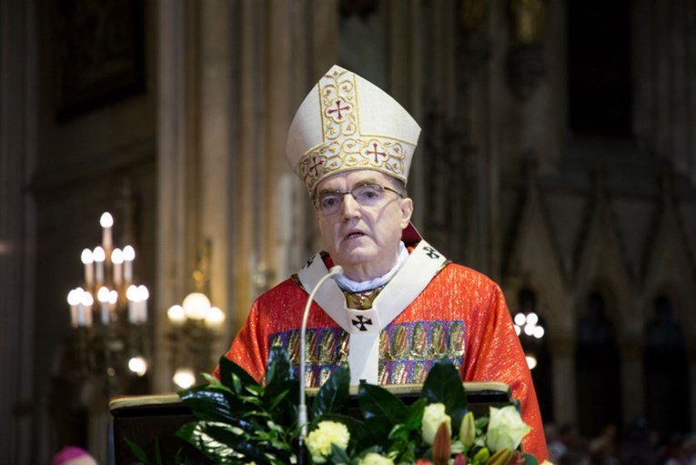 Poslušajte čestitku kardinala Bozanića: "Zlo se podmuklo širi u naše živote, otvorimo oči za dobro"