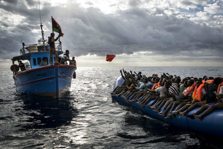 Talijani u posljednja dva dana spasili više od 900 migranata iz Sredozemnog mora