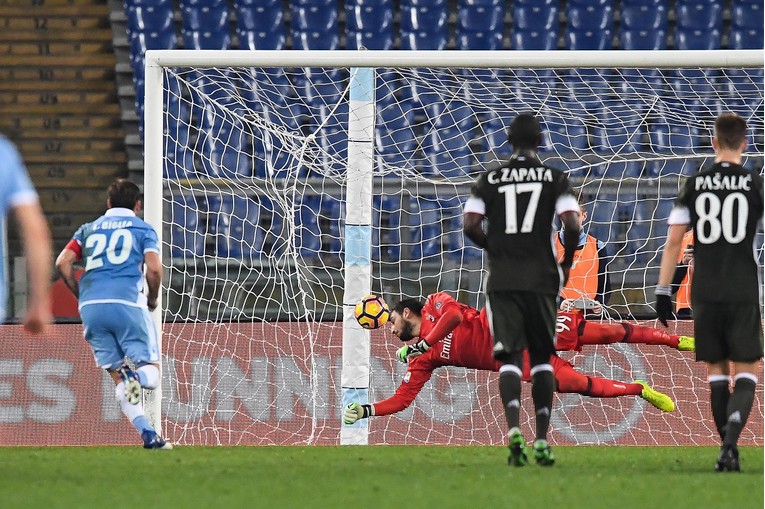 Čudesni Donnarumma i Suso spasili Milan na Olimpicu