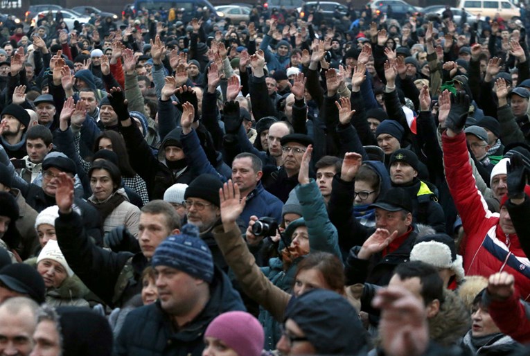 Bjelorusi prosvjeduju protiv poreza, 2000 ljudi izašlo na ulice Gomela