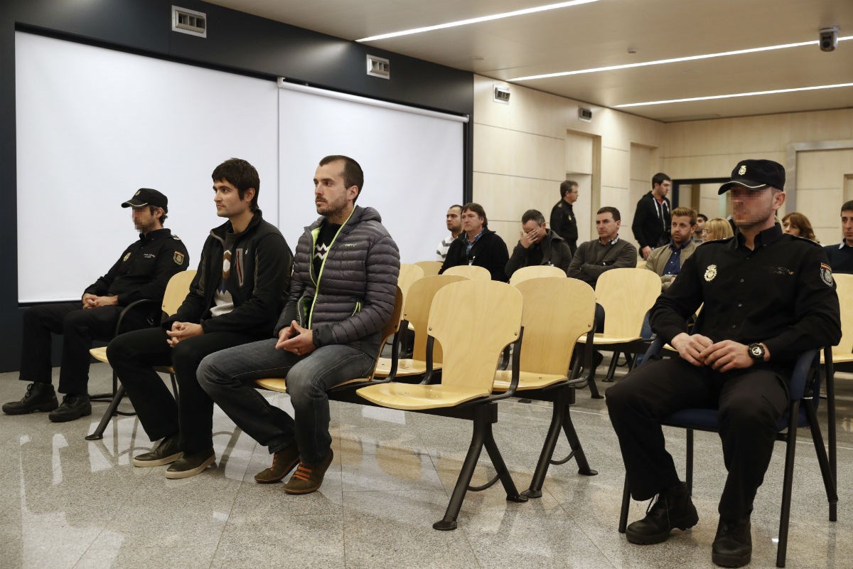 NAKON PET DESETLJEĆA SUKOBA Separatisti ETA-e predaju oružje pored grada Bayone