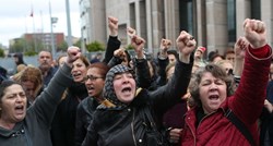 Turska na obljetnicu puča otpustila tisuće policajaca, službenika i profesora