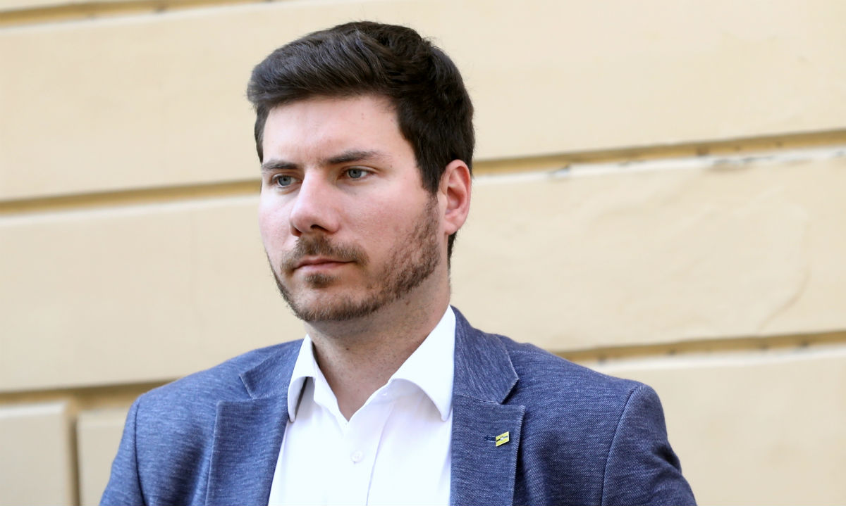 Pernar: Ispada da je ozbiljniji prijestup dva grafita nego višestruko silovanje djeteta