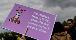 Tisuće znanstvenika u Washingtonu: "Znanost nije mišljenje - alternativne činjenice su laži"