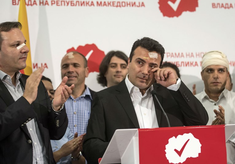 DAN NAKON PREMLAĆIVANJA Makedonski ljevičari žele oformiti vladu usprkos prosvjedima