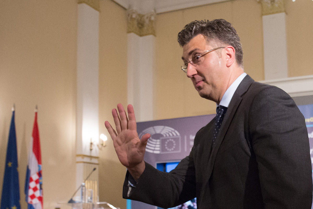 KOJI ĆE HDZ-OVCI POSTATI BIVŠI? Plenković najavio "osvježavanje ekipe", progovorio i o dugovima Agrokora