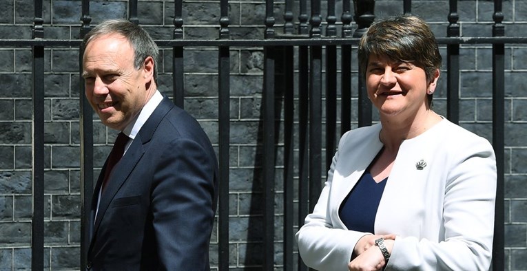 Sjevernoirska stranka će podržati britansku premijerku May