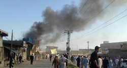 Eksplodirala cisterna u Pakistanu, poginule najmanje 123 osobe, još 80 ih je ozlijeđeno