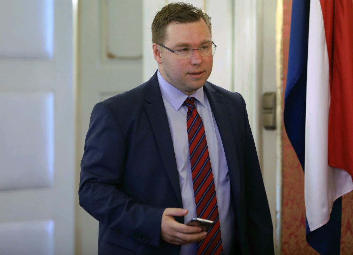 Ministar Pavić: Riješit ćemo materijalna prava vatrogasaca kroz izmjene Zakona o vatrogastvu
