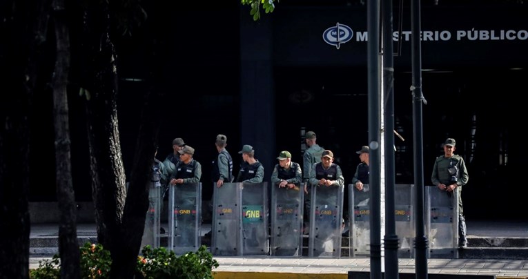 Venezuela traga za vođama napada na vojnu bazu