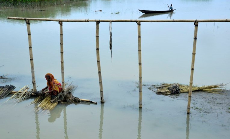 U poplavama u Aziji 1400 mrtvih, stručnjaci za katastrofu optužili vlasti