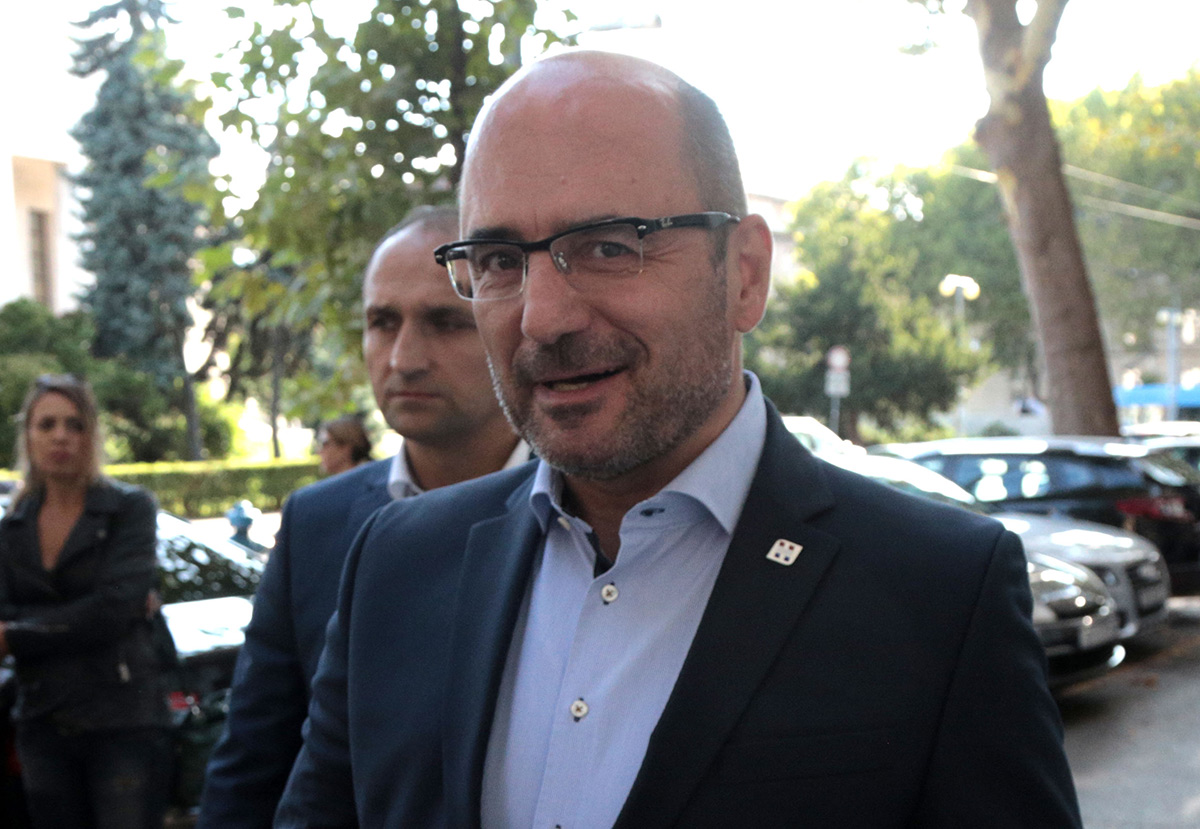 SVI HDZ-OVCI MISLE KAO JEDAN  "Ploču u Jasenovcu riješit ćemo po zakonu"
