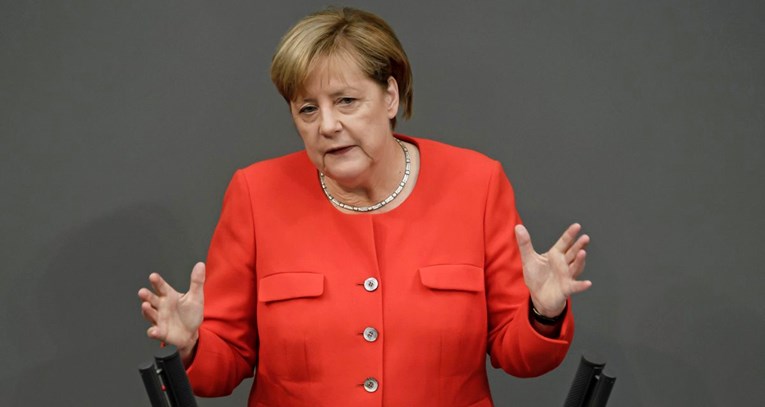 Merkel: Njemačka je spremna pregovarati sa Sjevernom Korejom o nuklearnom naoružanju