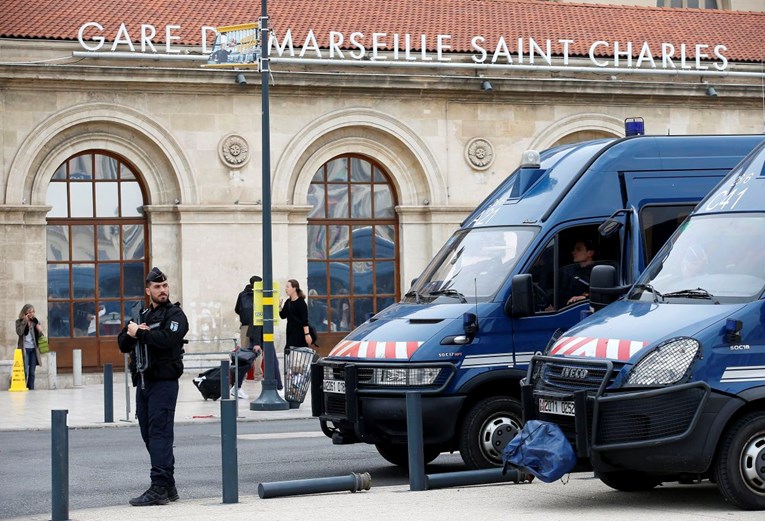 Francuzi pooštravaju zakone o suzbijanju terorizma