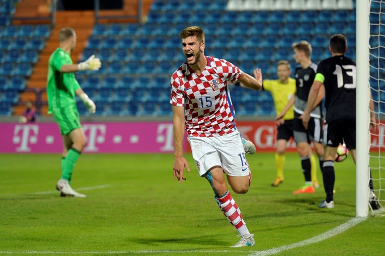LUDNICA U VARAŽDINU Mlada reprezentacija u sudačkoj nadoknadi s dva gola okrenula protiv Bjelorusije