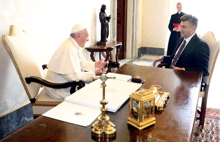 Plenković se nakon susreta s papom oglasio o reviziji Vatikanskih ugovora