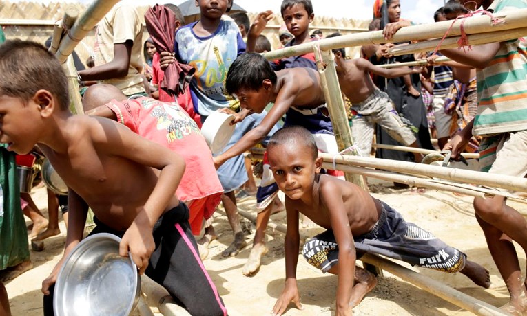 Djeca Rohindža žive u logorima bez pitke vode i hrane, prijete im zarazne bolesti, tvrdi UNICEF