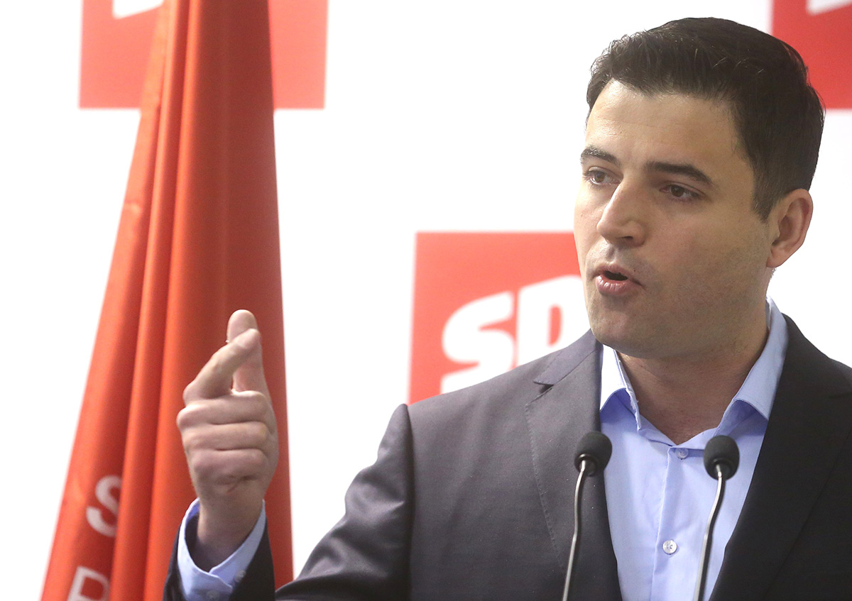 Bernardić: Dok ljudi napuštaju zemlju, ortačka skupina izvlači novac iz Hrvatske