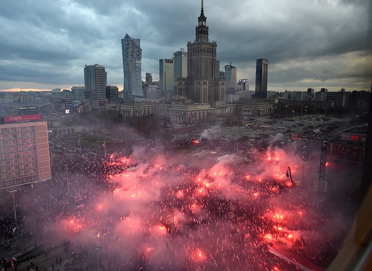 Europski parlament priprema sankcije za Poljsku nakon fašističkog skupa