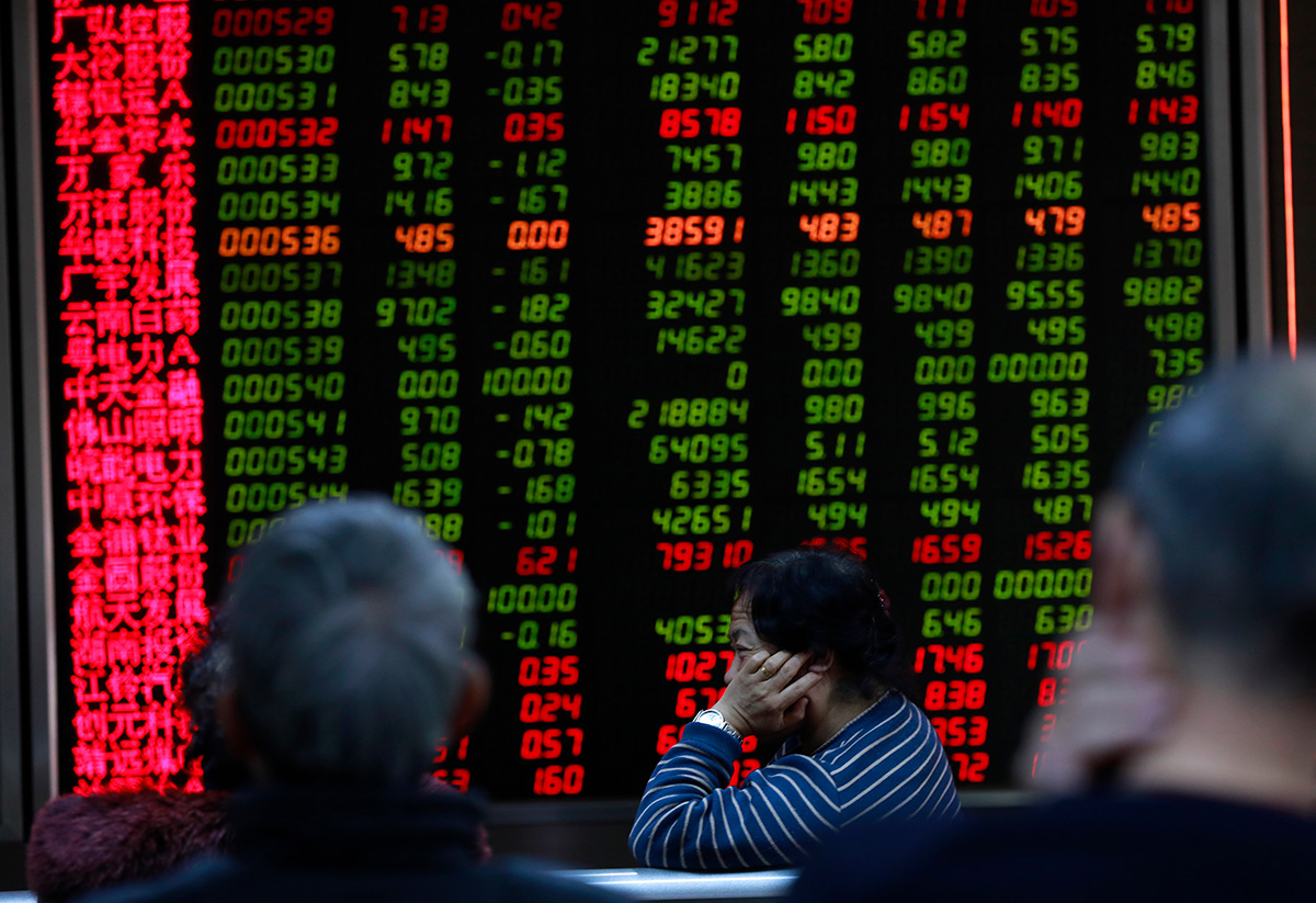 Na Wall Streetu oprez, indeksi stagniraju oko rekordnih razina