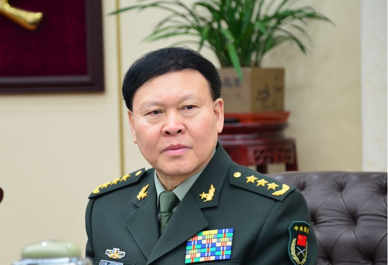 Kineski vojni dužnosnik se ubio zbog optužbe da je primao mito