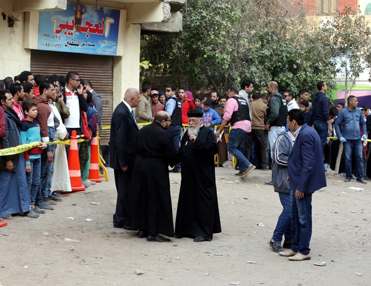 U napadu na koptsku crkvu u Egiptu ubijeno devet osoba, Islamska država preuzela odgovornost