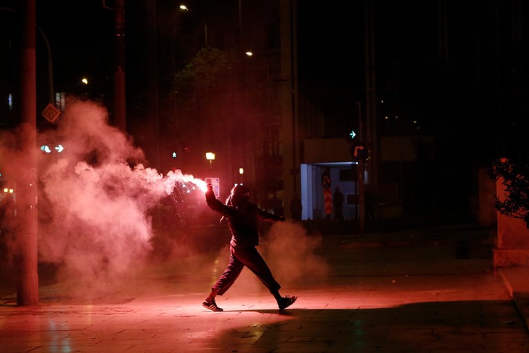 Atena pod blokadom, popodne prosvjedi u Grčkoj zbog imena Makedonije