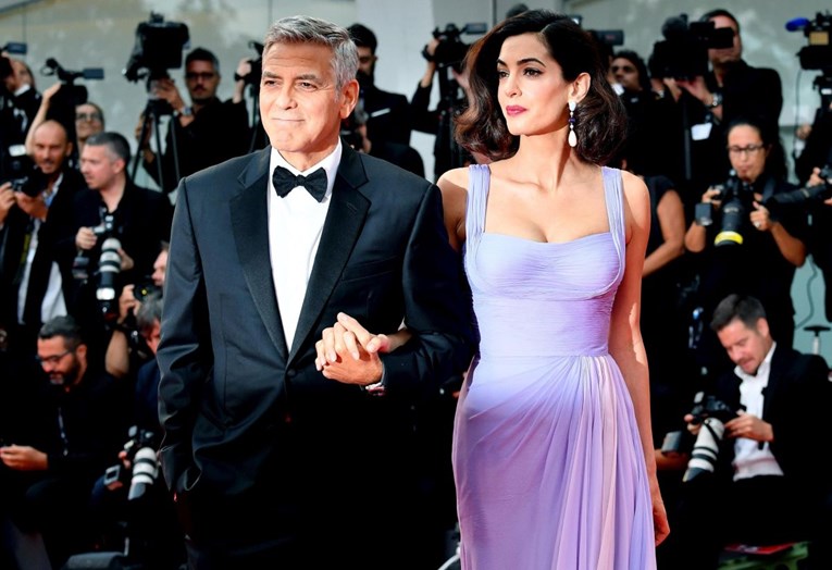George i Amal Clooney donirali pola milijuna dolara studentskom pokretu