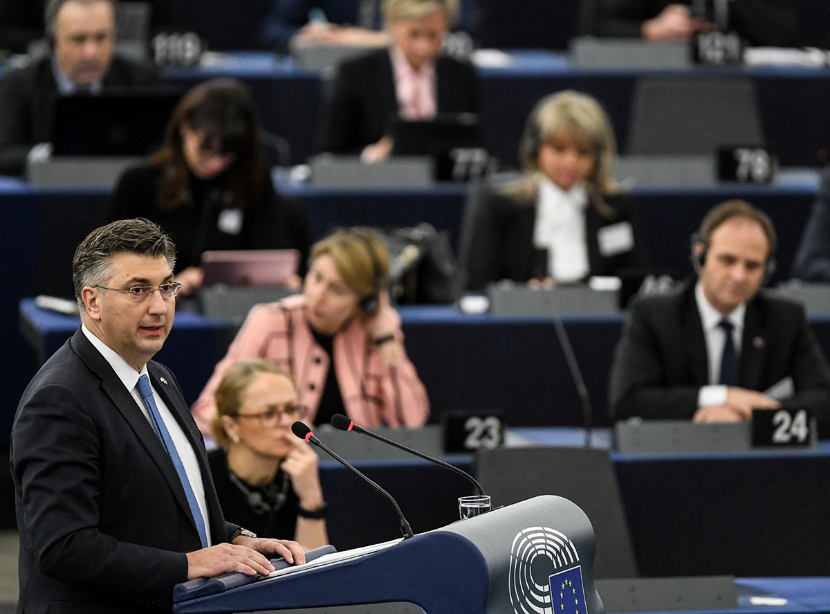 Hoćemo li trebati novog premijera? Mediji pišu da bi se Plenković mogao kandidirati na mjesto šefa EK