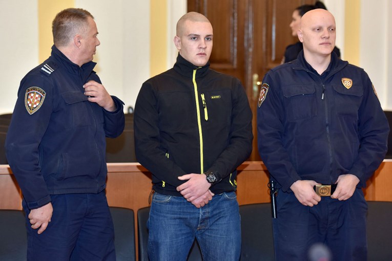 Prvog dana suđenja mladiću koji je lani smaknuo roditelje ispitana četiri svjedoka
