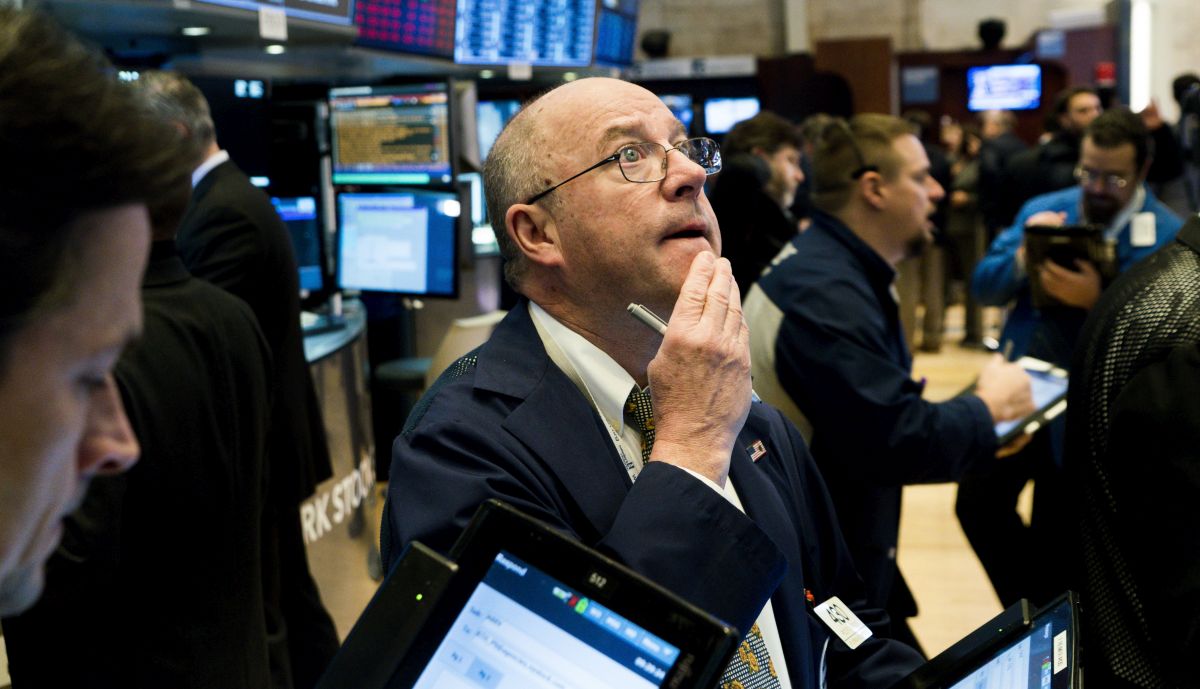 Wall Street pao nakon šest dana rasta, najveći pad cijena dionica u trgovačkom sektoru