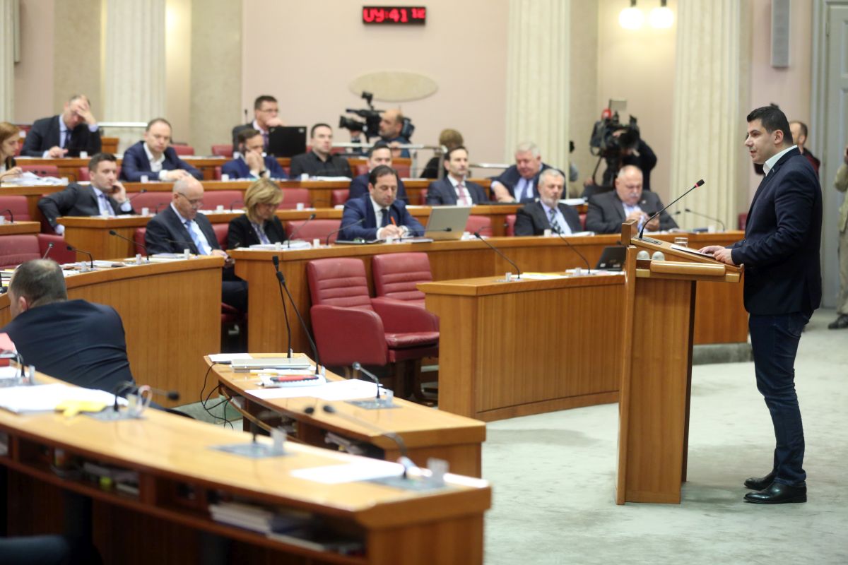 Grmoja je održao jedan od boljih zastupničkih govora u zadnje vrijeme. Pogledajte ga
