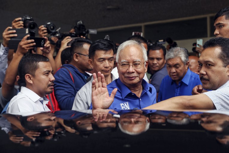 Poraženi malezijski premijer Najib ne može napustiti zemlju