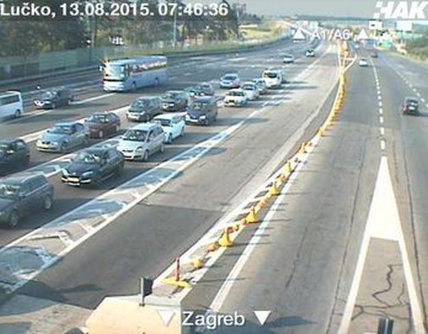 Promet srednje gustoće, uvjeti za vožnju povoljni