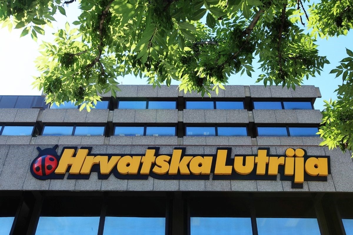 Sretni Hrvati su u 45 godina dobili skoro devet milijardi kuna