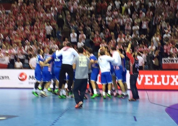 VEČER ZA POVIJEST Hrvatska u polufinalu Eura nakon jedne od najvećih sportskih predstava!