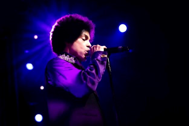 Policija potvrdila: Prince je preminuo od predoziranja